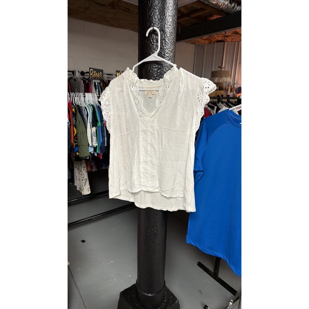 Flower & Feather White Eyelet Embroidered Cap Sleeve Blouse - 0076